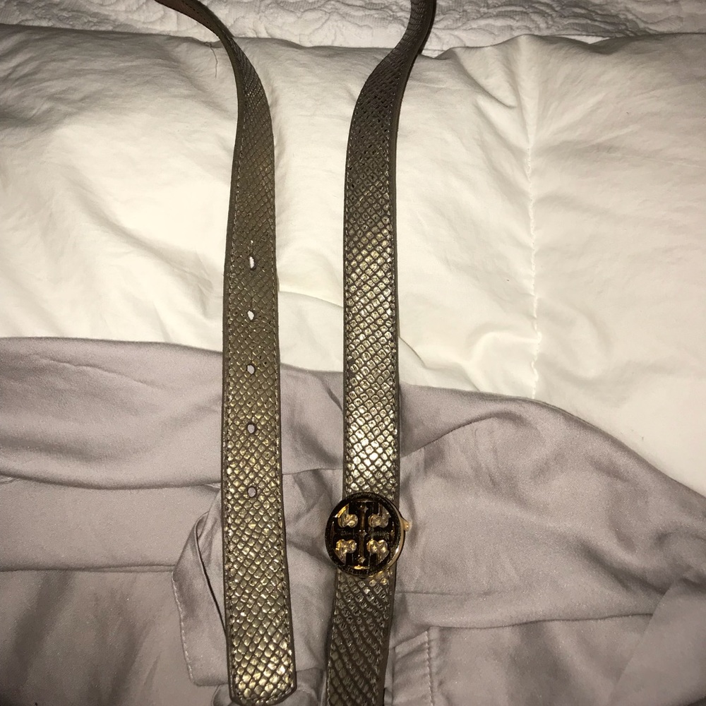Reversible Tory Burch belt